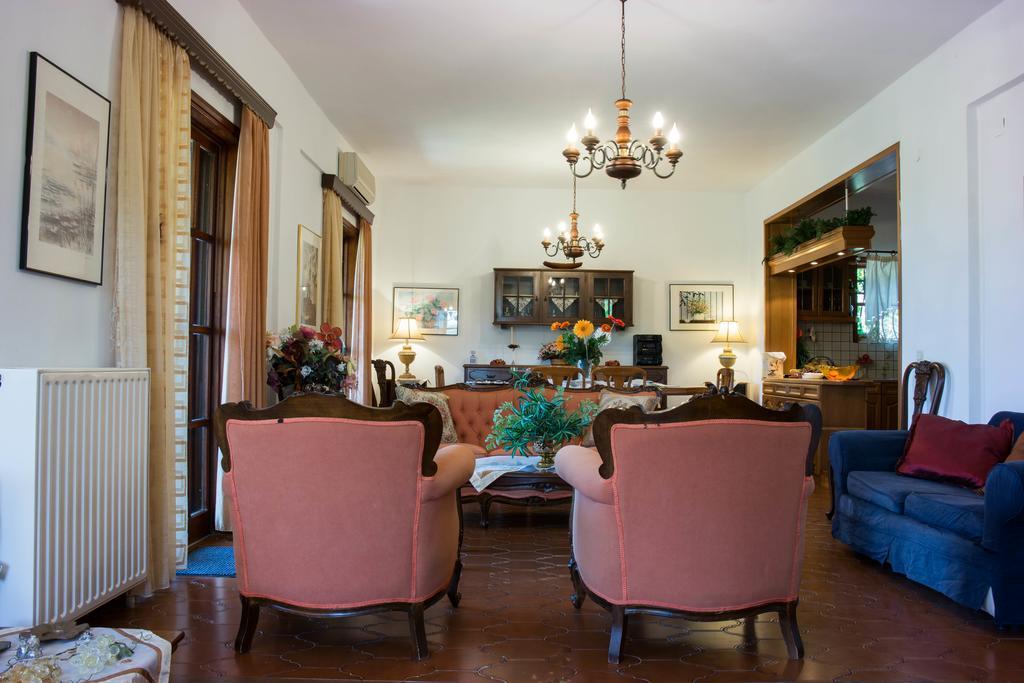 Alexandra Villa Sztalósz Kültér fotó
