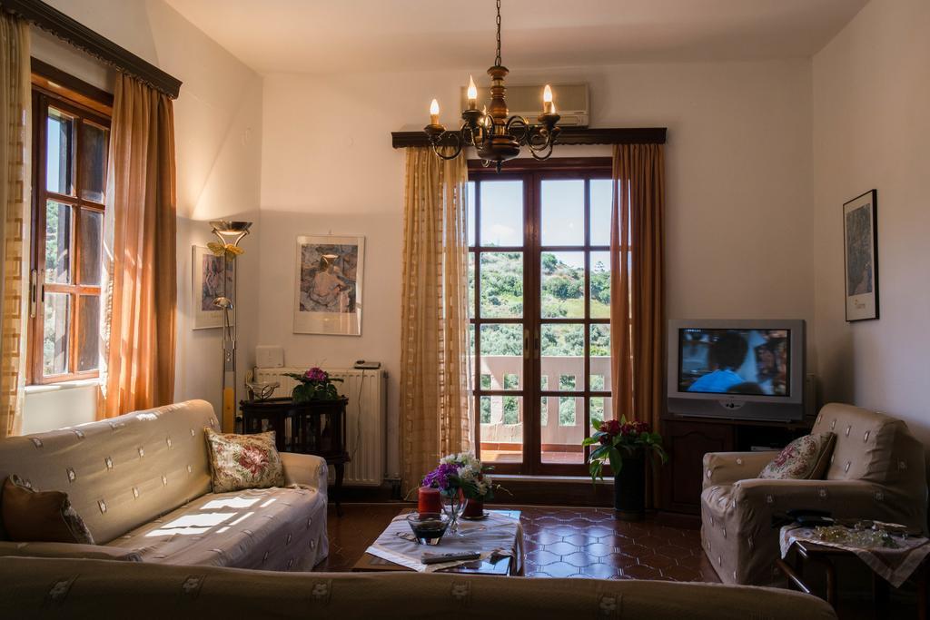 Alexandra Villa Sztalósz Kültér fotó